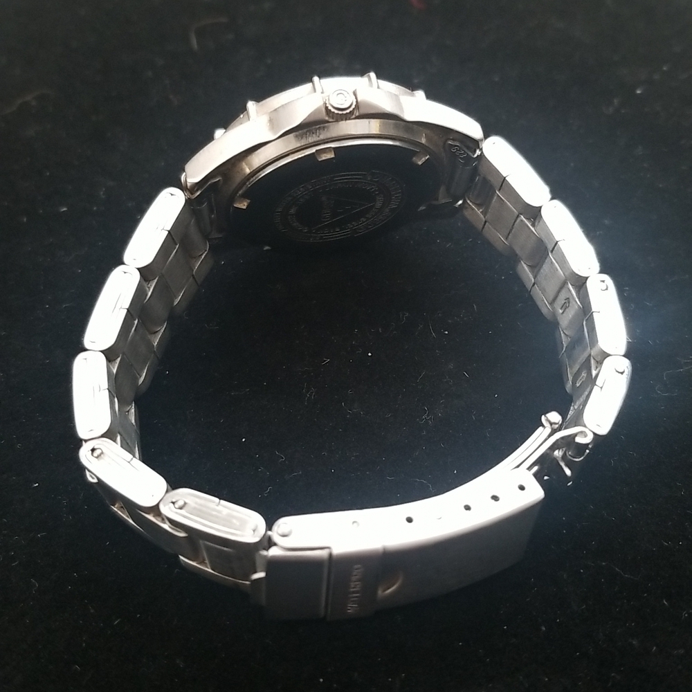 GUESS Waterpro Ladies Watch - Picture 5 of 6